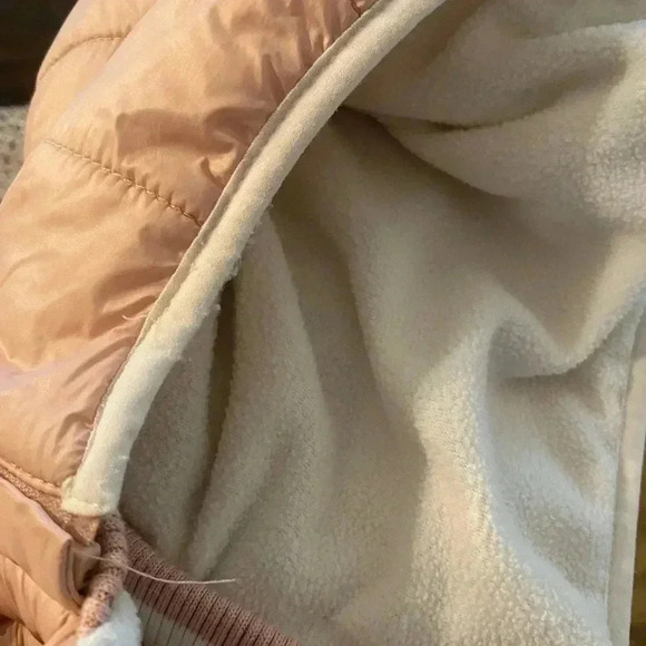 MICHAEL Michael Kors removable hooded puffer jacket for toddler - Picture 5 of 12